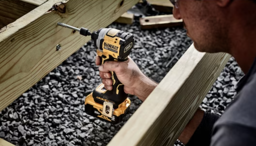 Dewalt atomic 20v max brushless impact driver sale