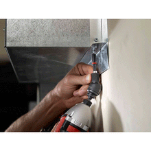 Load image into Gallery viewer, Milwaukee® SHOCKWAVE™ 30° KNUCKLE™ Pivoting Bit Holder 11 Piece Set