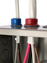 Load image into Gallery viewer, IDEAL Can-Snap™ Non-Metallic Snap-In Cable Connectors, 1/2&quot; Red or 3/4&quot; Blue

