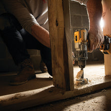 Load image into Gallery viewer, Dewalt 20V MAX* XR® Brushless Cordless 3-Speed 1/2" Hammer Drill/Driver Kit (5.0 AH)
