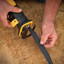 Load image into Gallery viewer, Dewalt 20V MAX XR® 5Ah Brushless Compact Reciprocating Saw Kit