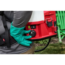 Load image into Gallery viewer, Milwaukee M18™ 4-Gallon Backpack Sprayer w/ Switch Tank™ (Tool Only)
