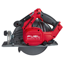 Load image into Gallery viewer, Milwaukee® M18 FUEL™ 7-1/4&quot; Circular Saw
